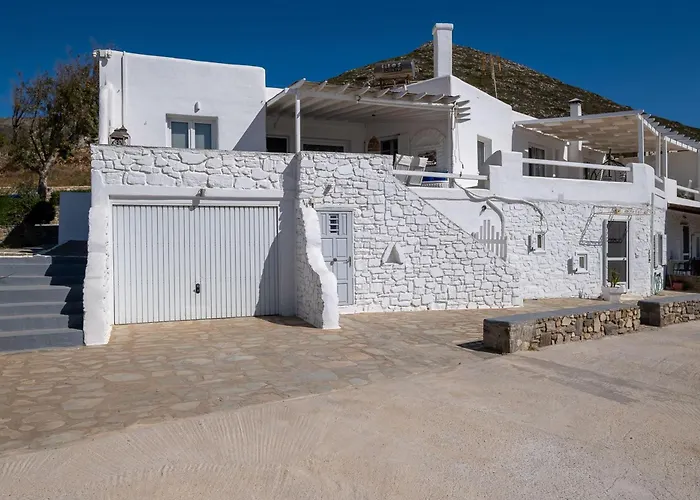 3 Paros All Season Villas